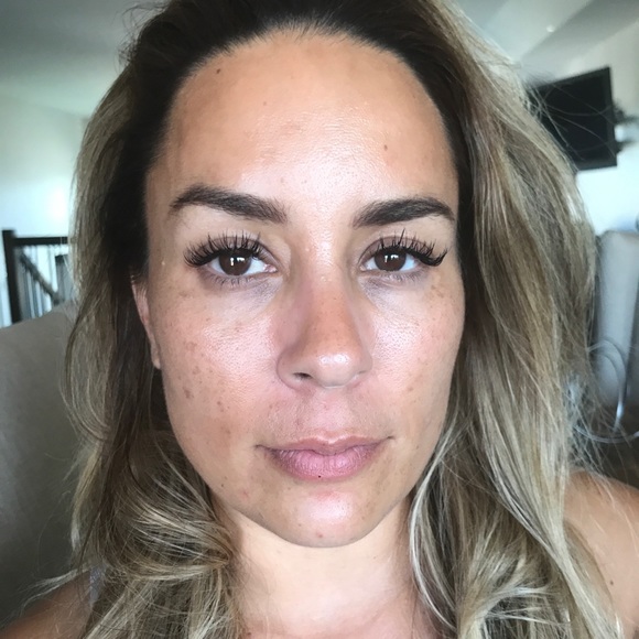 Meet your Posher, Monica - Picture 1 of 1